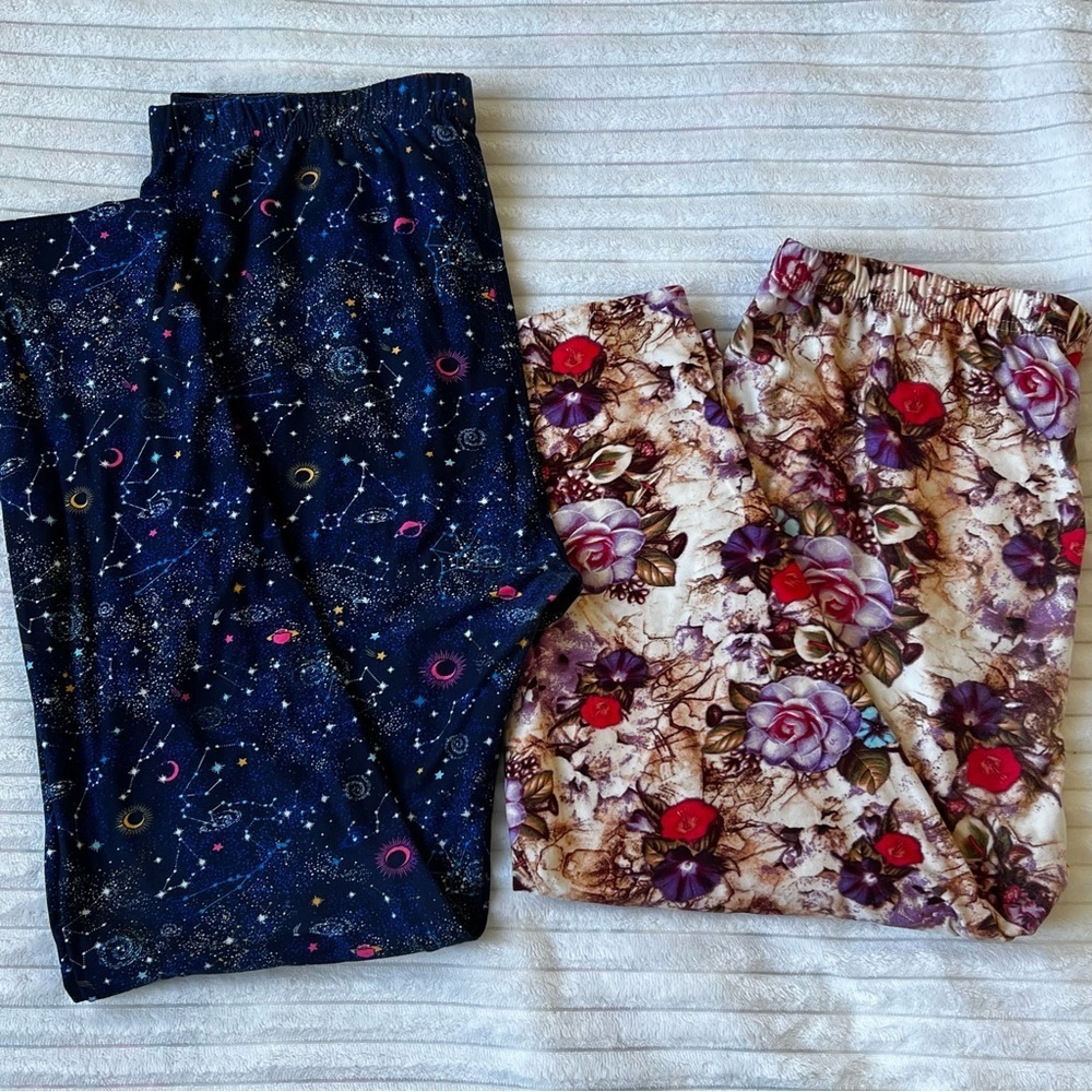 LEGGINGS space pattern. Floral pattern XL